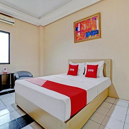 OYO 3953 Hotel Catellya Ii Cipaku Bandung Esterno foto